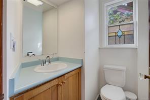 1569 PEMBROKE St — listing photo 44 of 54