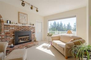 205 Scarborough Pl — listing photo 19 of 79