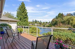 3-4701 Lochside Dr — listing photo 29 of 49