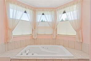 3-4701 Lochside Dr — listing photo 40 of 49