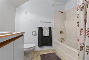 6697 Genoa Bay Rd — listing photo 37 of 73