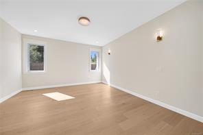 2780 Burde St — listing photo 34 of 64