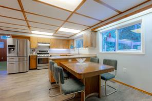1115 Chapman Rd — listing photo 18 of 95