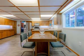 1115 Chapman Rd — listing photo 20 of 95
