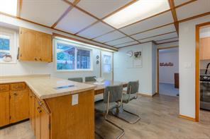 1115 Chapman Rd — listing photo 25 of 95