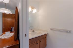 1115 Chapman Rd — listing photo 46 of 95