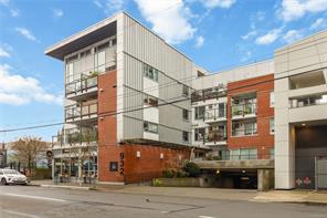 932 Johnson St, Victoria