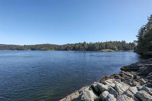 651 Gorge Harbour — listing photo 35 of 50