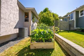 920 Eastwicke Cres — listing photo 34 of 40