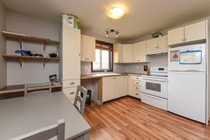 2735 Rydal Ave — listing photo 28 of 47