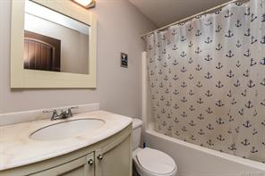 2735 Rydal Ave — listing photo 34 of 47