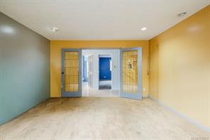 7014 Brentwood Dr — listing photo 15 of 77