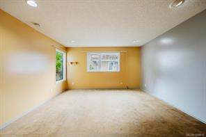 7014 Brentwood Dr — listing photo 16 of 77
