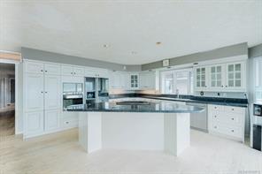 7014 Brentwood Dr — listing photo 23 of 77
