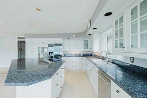 7014 Brentwood Dr — listing photo 24 of 77