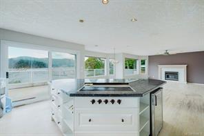 7014 Brentwood Dr — listing photo 27 of 77