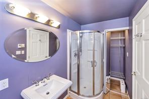 836 Walfred Rd — listing photo 17 of 43