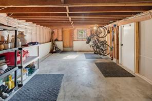 1050 Deal St — listing photo 20 of 49