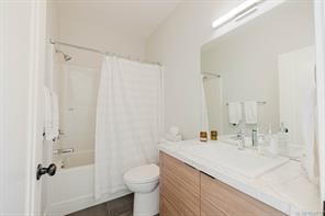 2399 Azurite Cres — listing photo 29 of 40