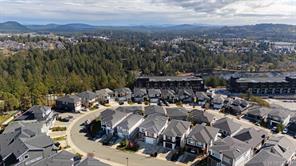 2399 Azurite Cres — listing photo 31 of 40