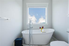 1375 Flint Ave — listing photo 32 of 54