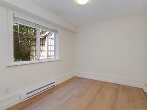 1040 Alston St — listing photo 15 of 33