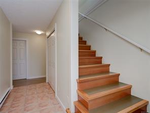 1040 Alston St — listing photo 24 of 33