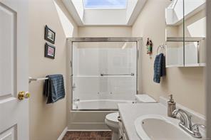 2877 Lake Trail Rd — listing photo 25 of 89