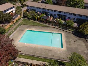 352 Burnside Rd — listing photo 16 of 22