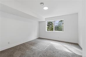 230 Golden Oaks Cres — listing photo 36 of 38