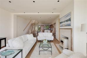 1520 Dallas Rd — listing photo 15 of 86
