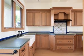 1520 Dallas Rd — listing photo 27 of 86