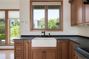 1520 Dallas Rd — listing photo 30 of 86