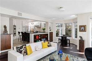 7090 Brentwood Dr — listing photo 14 of 51
