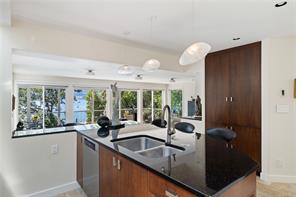 7090 Brentwood Dr — listing photo 19 of 51
