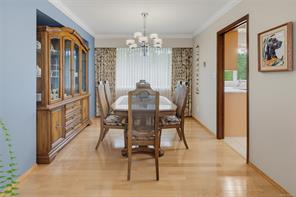 2056 Skyline Cres — listing photo 18 of 50