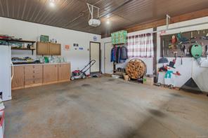 2056 Skyline Cres — listing photo 45 of 50