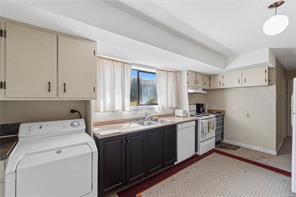 5395 Lost Lake Rd — listing photo 17 of 57