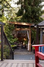 1046 Davie St — listing photo 16 of 42
