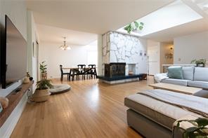 923 Walfred Rd — listing photo 17 of 58