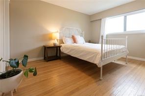 923 Walfred Rd — listing photo 24 of 58