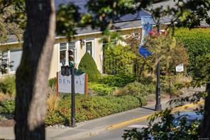 301-2095 Oak Bay Ave — listing photo 18 of 18