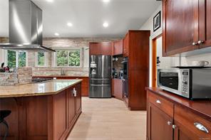 1205 Hillgrove Rd — listing photo 14 of 45
