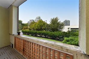 108-27 Songhees Rd — listing photo 14 of 28
