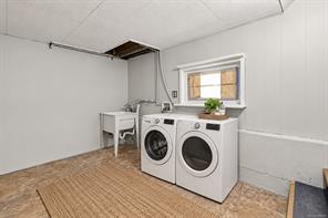 244 Regina Ave — listing photo 24 of 45
