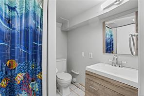 244 Regina Ave — listing photo 38 of 45