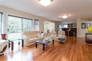 812 Dalewood Lane — listing photo 17 of 31