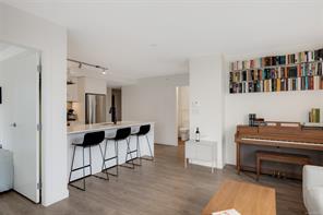 604-845 Johnson St — listing photo 17 of 59