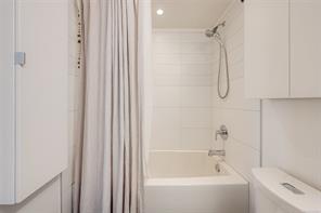 604-845 Johnson St — listing photo 31 of 59