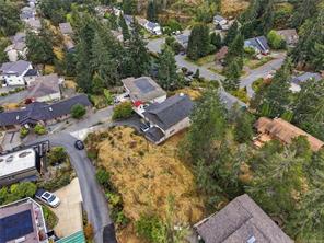 3146 Robin Hood Dr — listing photo 18 of 55